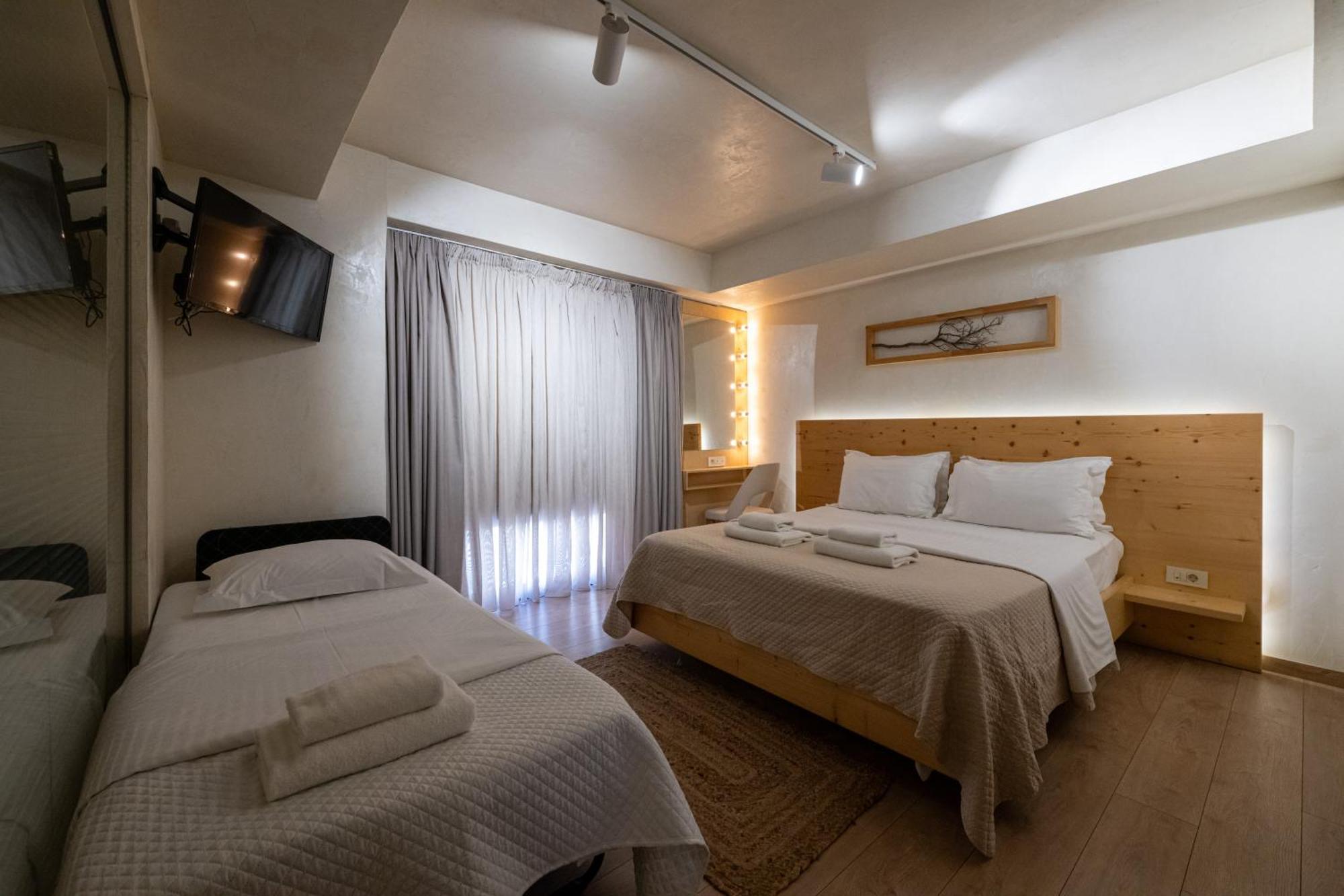 Panellinion Luxury Rooms Kalamata Luaran gambar