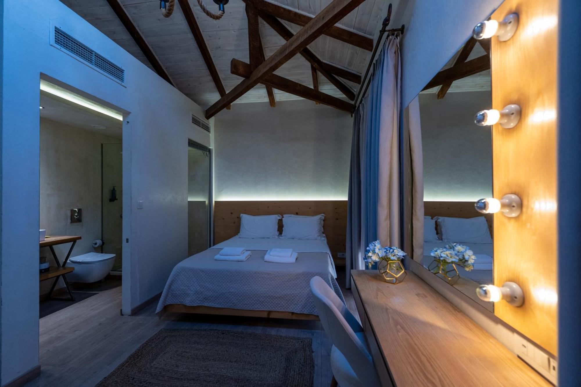 Panellinion Luxury Rooms Kalamata Luaran gambar
