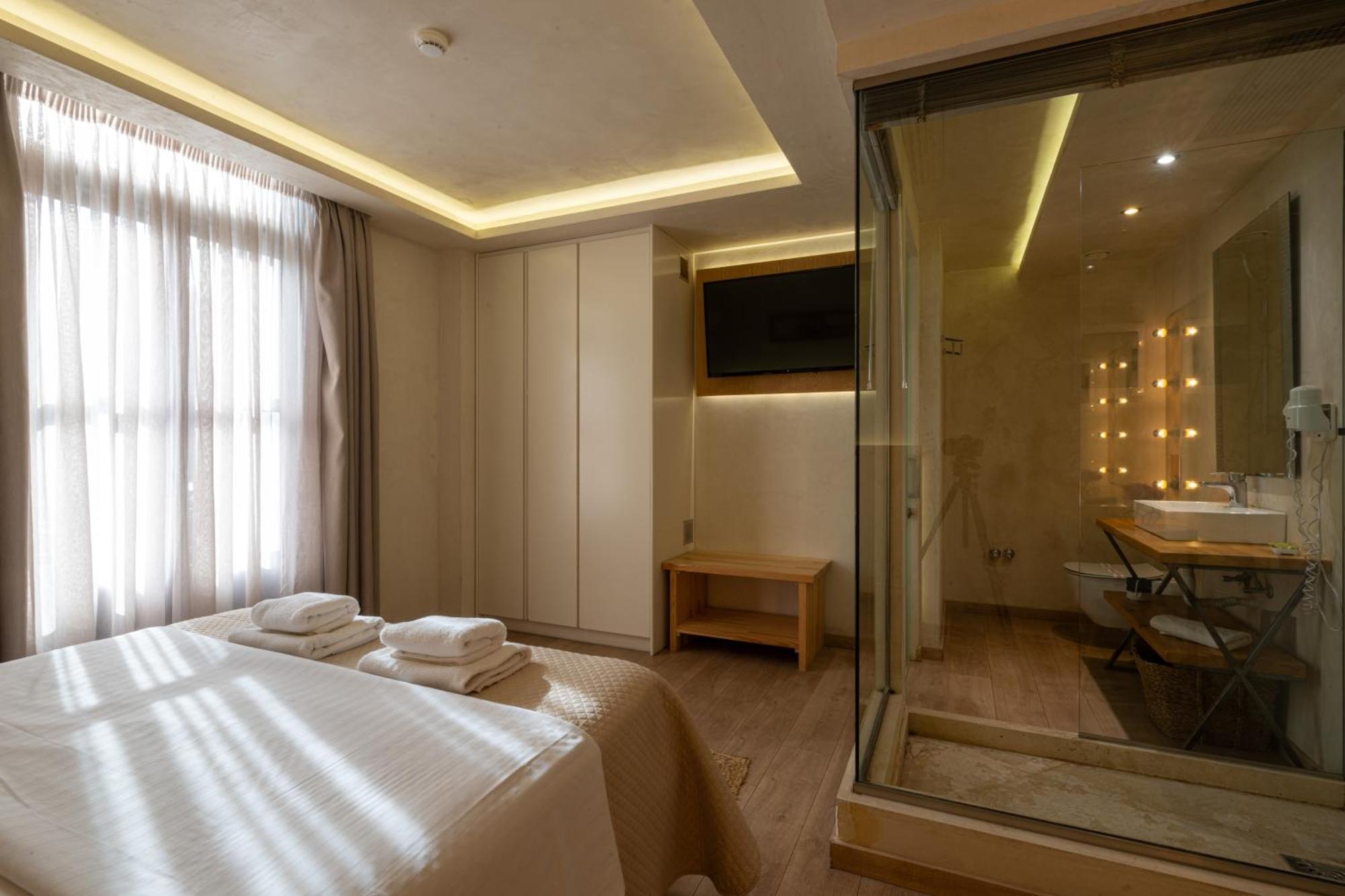 Panellinion Luxury Rooms Kalamata Luaran gambar