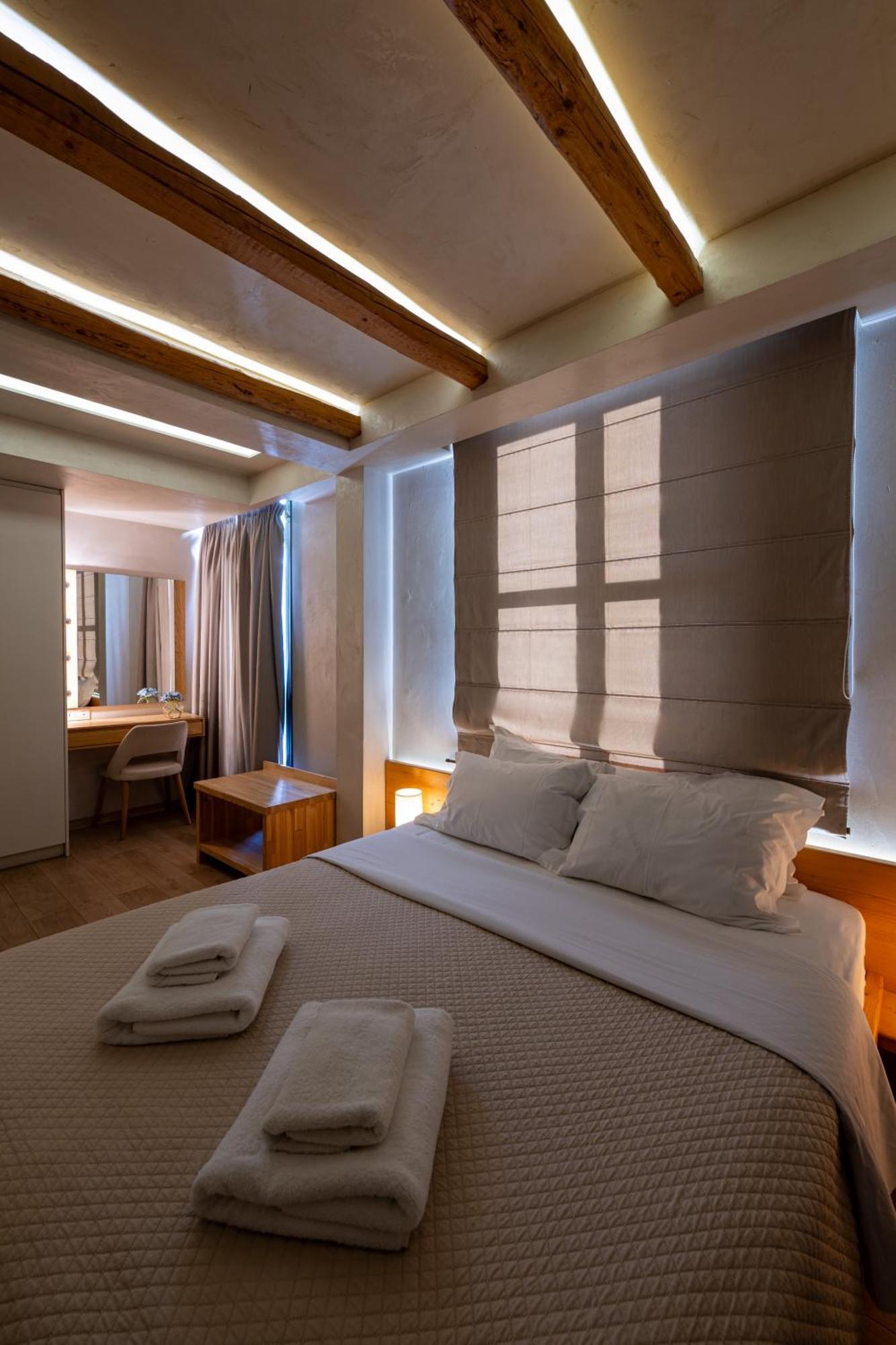 Panellinion Luxury Rooms Kalamata Luaran gambar