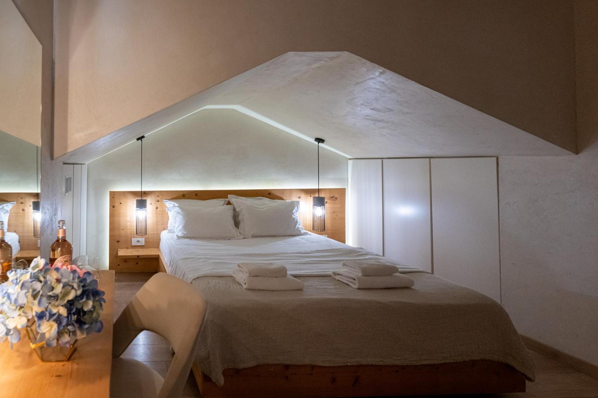 Panellinion Luxury Rooms Kalamata Luaran gambar